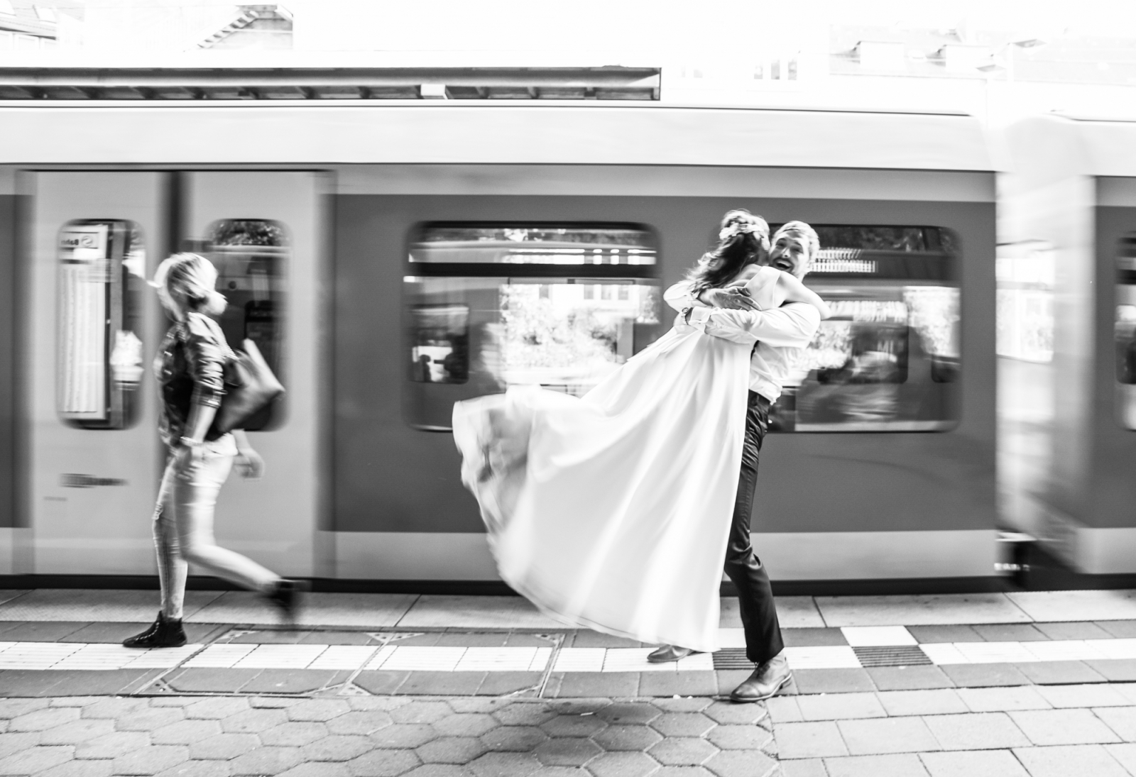 Hochzeits - Shooting -UBahn - Hamburg